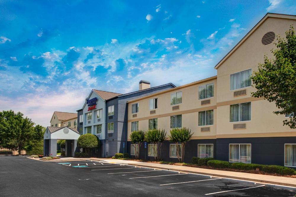 Fairfield Inn & Suites By Marriott Atlanta Алфарета Екстериор снимка